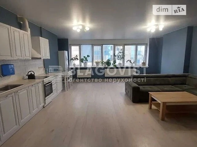 Продаж 2к квартири 81.2 кв. м на просп. Берестейський 131А •