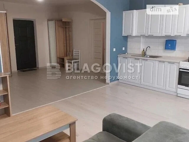 Продаж 2к квартири 81.2 кв. м на просп. Берестейський 131А •