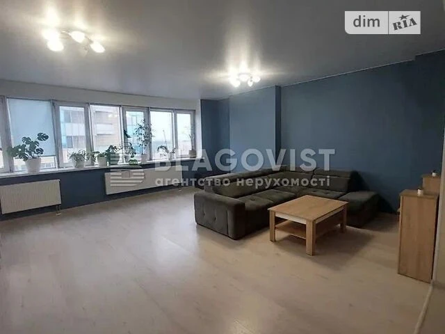 Продаж 2к квартири 81.2 кв. м на просп. Берестейський 131А •
