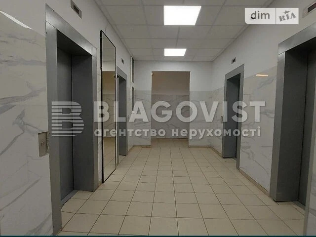 Продаж 2к квартири 81.2 кв. м на просп. Берестейський 131А •