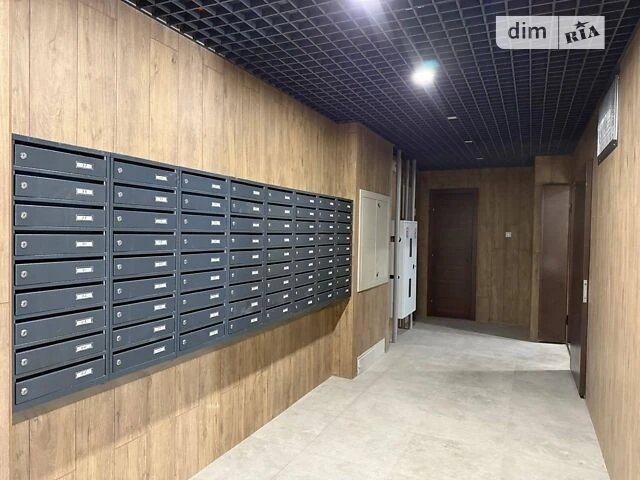 Продаж 1к квартири 47 кв. м на вул. Сім'ї Кульженків 21 • ID