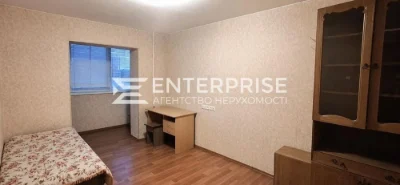 No commission Akademmistechko Sale 4k apartment M. Popovy St.