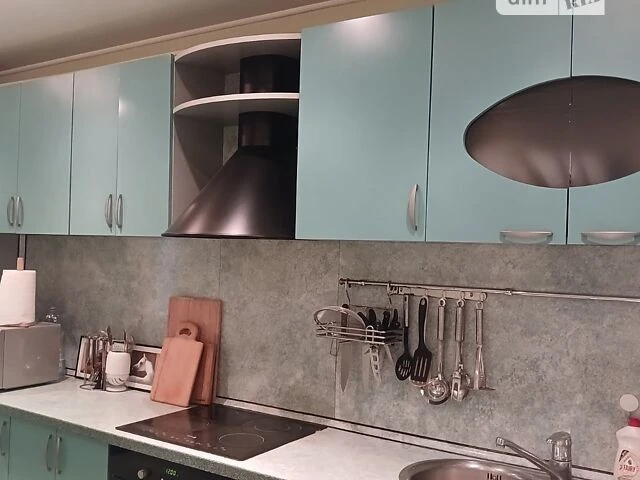 Продаж 3к квартири 90.2 кв. м на вул. Вишняківська 5Б • ID 3