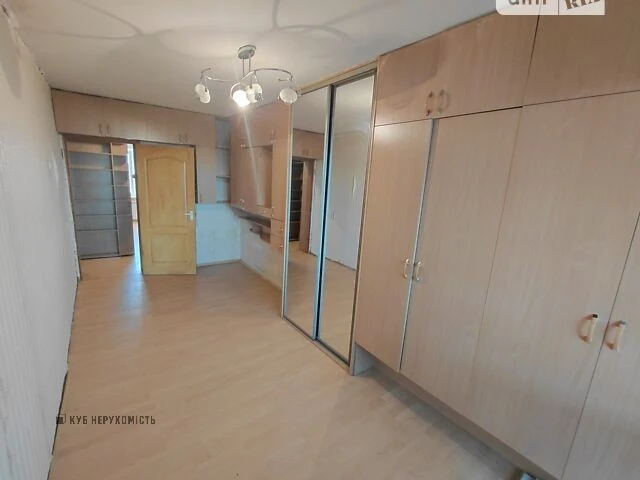Продаж 3к квартири 63 кв. м на просп. Леся Курбаса 18 • ID 3