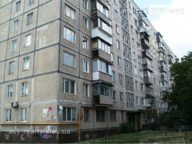 Продаж 4к квартири 65 кв. м на наб. Дніпровська 9 • ID 34845