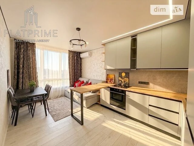 Продаж 1к квартири 43 кв. м на вул. Всеволода Змієнка 30 • I