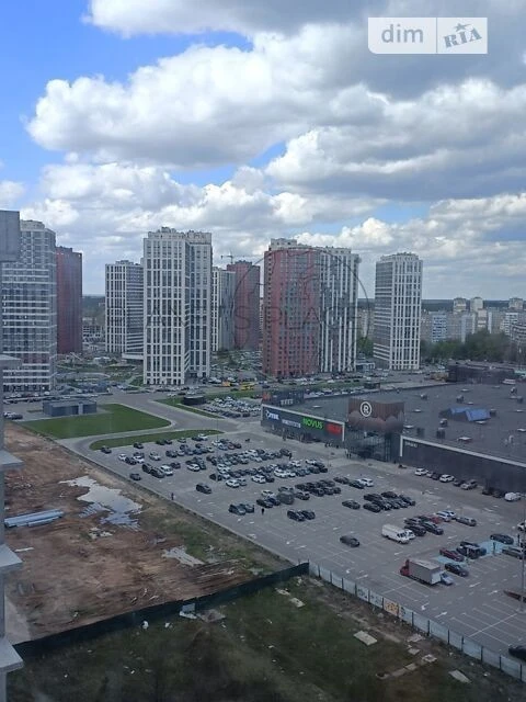 Продаж 2к квартири 64 кв. м на вул. Олександра Олеся 13 • ID