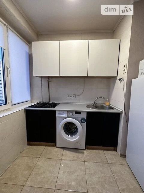 Продаж 1к квартири 23 кв. м на вул. Академіка Корольова 2 •