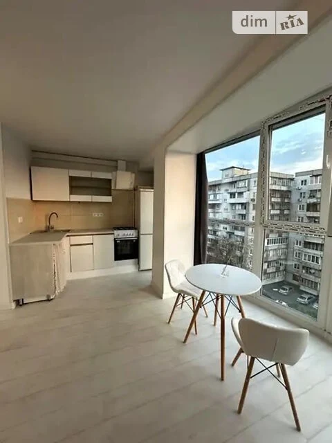 Продаж 1к квартири 30 кв. м на бул. Амвросія Бучми 6В • ID 3