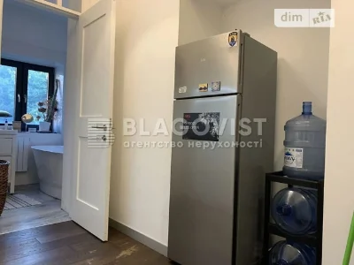 Продаж 2к квартири 53 кв. м на пров. Музейний 8Б • ID 348451