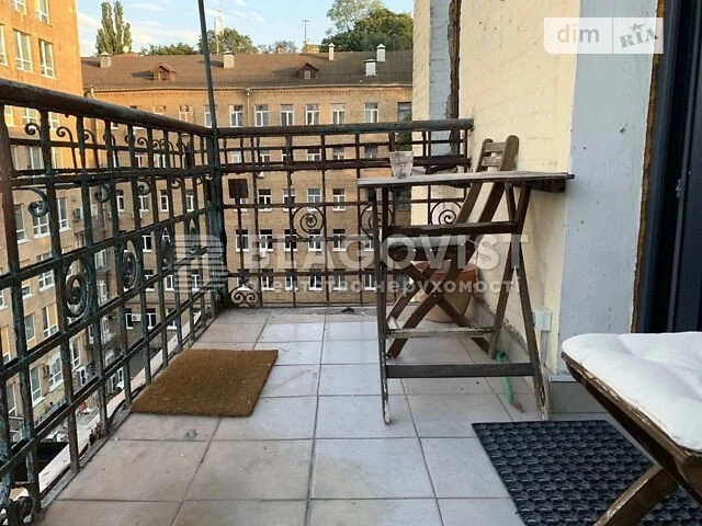 Продаж 2к квартири 53 кв. м на пров. Музейний 8Б • ID 348451