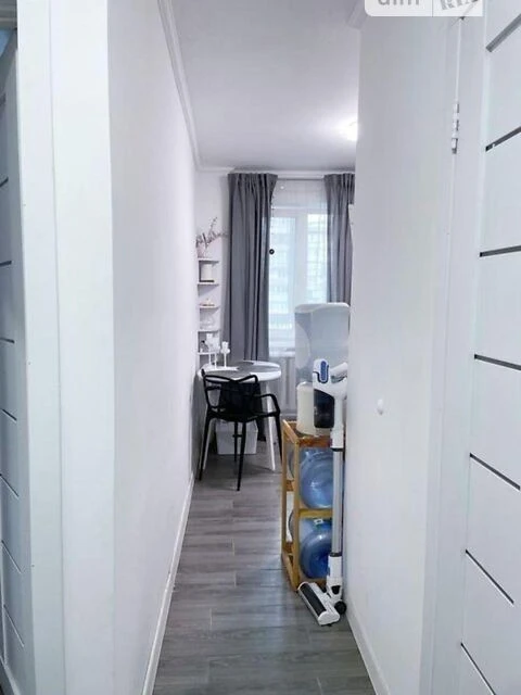 Продаж 1к квартири 39 кв. м на просп. Дмитра Павличка 10 • I