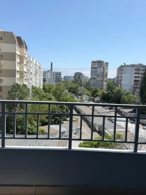 1 комн. 47кв.- 6 этаж, ЖК Четыре сезона, пр-т Шевченко, ба
