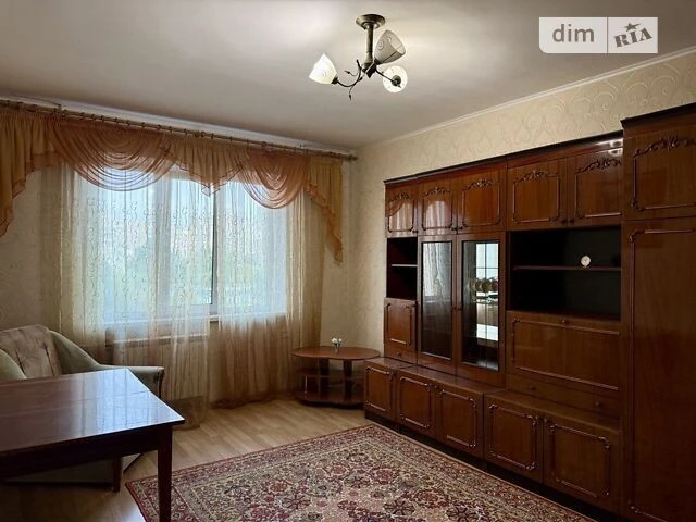Продаж 1к квартири 36.8 кв. м на вул. Академіка Єфремова 15