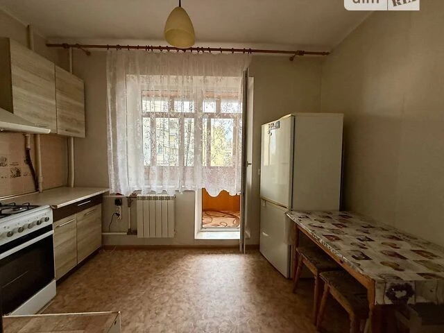 Продаж 1к квартири 36.8 кв. м на вул. Академіка Єфремова 15