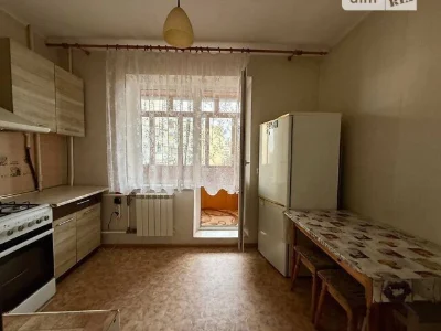 Продаж 1к квартири 36.8 кв. м на вул. Академіка Єфремова 15
