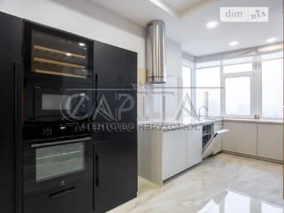 Продаж 3к квартири 100 кв. м на вул. Лесі Українки 7А • ID 3