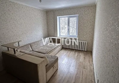 Продаж 2 кімн. Березняківська 14 а. метро Лівобережна.