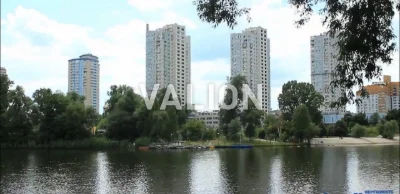 Продаж 2 кімн. Березняківська 14 а. метро Лівобережна.