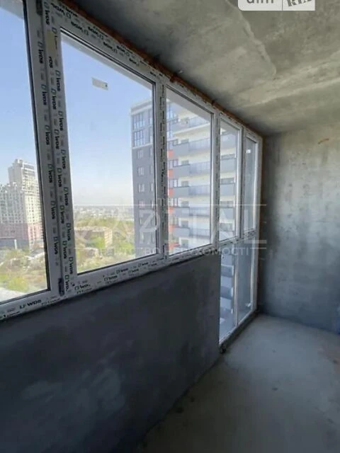 Продаж 3к квартири 101.9 кв. м на вул. Загорівська 17-21 • I