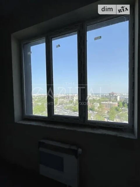 Продаж 3к квартири 101.9 кв. м на вул. Загорівська 17-21 • I