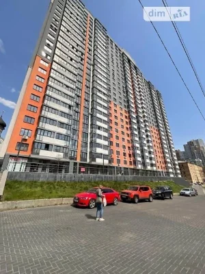 Продаж 3к квартири 101.9 кв. м на вул. Загорівська 17-21 • I