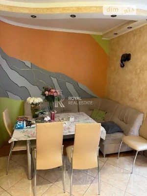 Продаж 8к квартири 85 кв. м на наб. Дніпровська 19 • ID 3485
