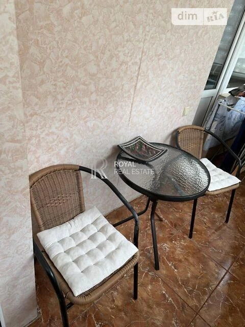Продаж 8к квартири 85 кв. м на наб. Дніпровська 19 • ID 3485