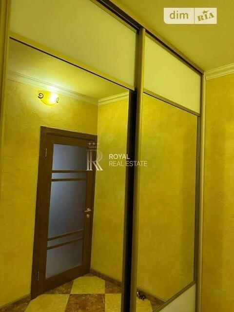 Продаж 8к квартири 85 кв. м на наб. Дніпровська 19 • ID 3485
