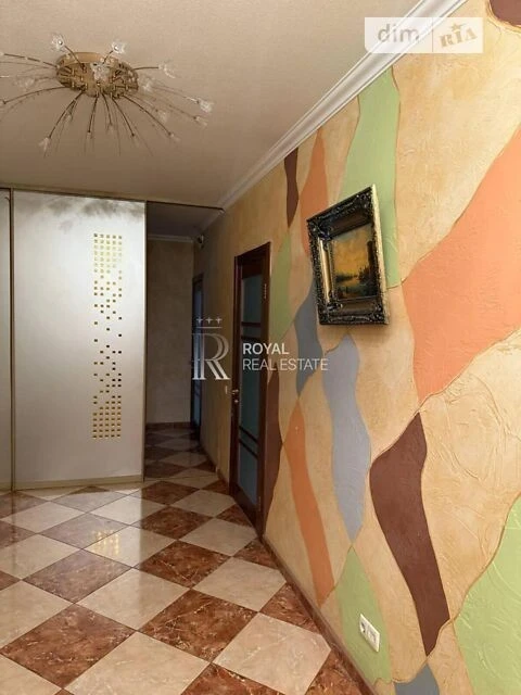 Продаж 8к квартири 85 кв. м на наб. Дніпровська 19 • ID 3485