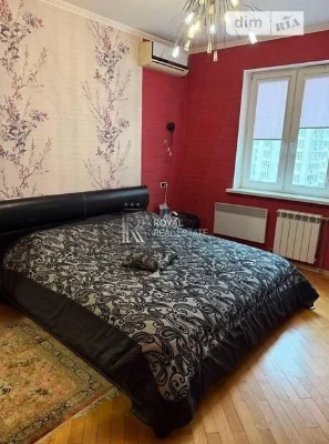Продаж 8к квартири 85 кв. м на наб. Дніпровська 19 • ID 3485