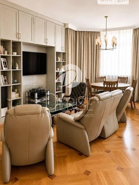 Продаж 3к квартири 145 кв. м на вул. Пирогова 6А • ID 348517