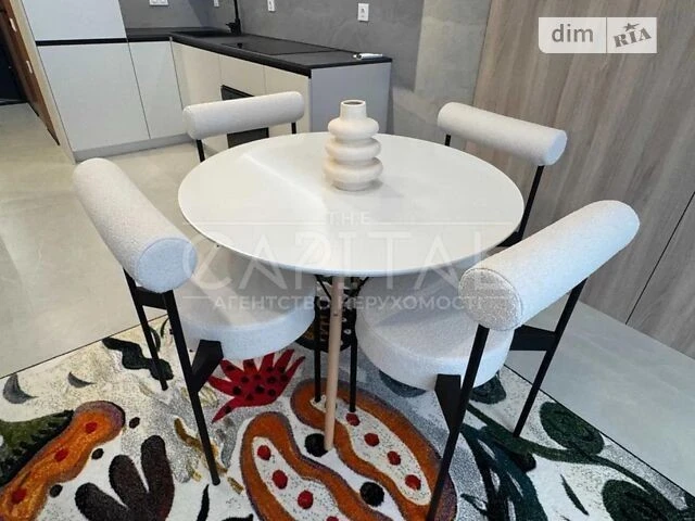 Продаж 1к квартири 38 кв. м на вул. Василівська 1 • ID 34852