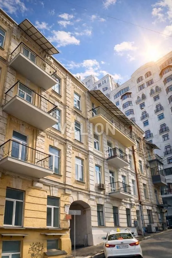 Sale of a 5-room apartment of 275 m², Tarasa Shevchenko Lane, 1