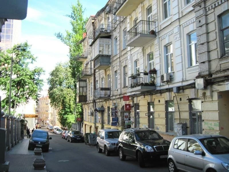 Sale of a 5-room apartment of 275 m², Tarasa Shevchenko Lane, 1
