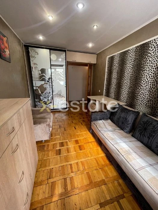 I am selling a two-room apartment in Ivan Kamyshev.
