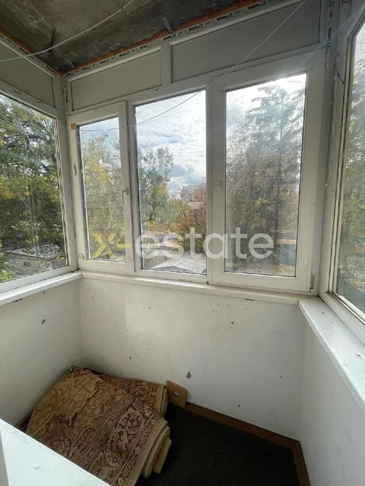 I am selling a two-room apartment in Ivan Kamyshev.