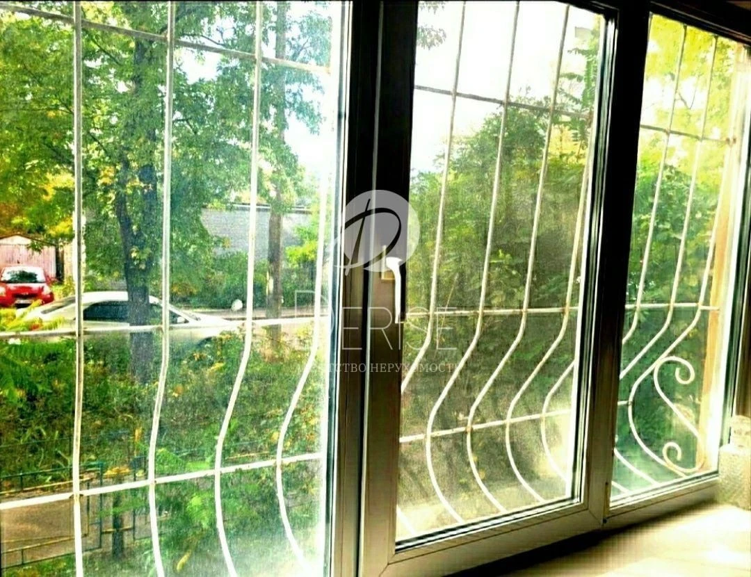 Продаж 3к квартири 63 кв. м на вул. Левка Лук'яненка 11А • I