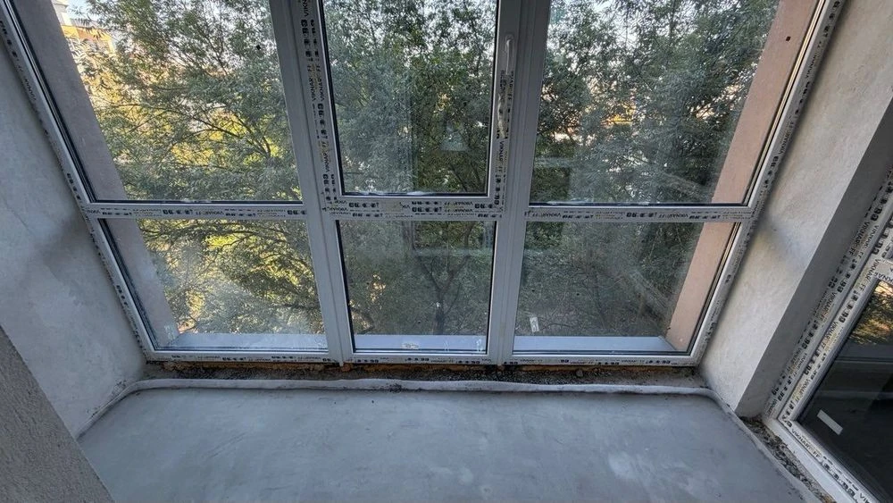 Sale of 1-room apartments 44 m/residential complex Great Britain/Oleny St.