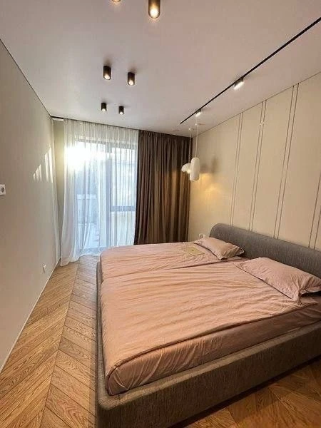 For sale 3-room apartment 85 m² 3/6c Mechnikova St. $350,000