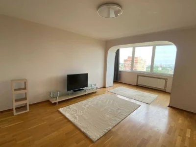 Pechersk, 6 Staronavodnytska St. Three-room apartment for sale