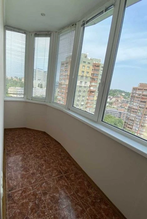 Pechersk, 6 Staronavodnytska St. Three-room apartment for sale