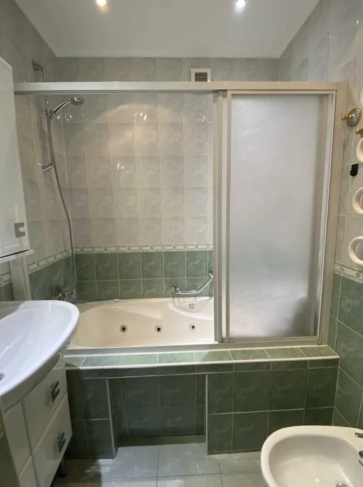 Pechersk, 6 Staronavodnytska St. Three-room apartment for sale