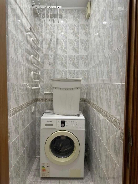 Pechersk, 6 Staronavodnytska St. Three-room apartment for sale
