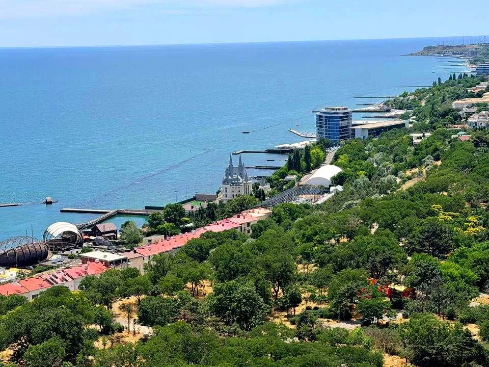 Apartment. Odesa, Valeria Samofalova St. (Kamanina), 16-A/