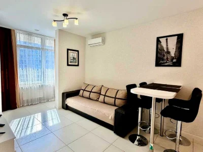 Apartment. Odesa, Valeria Samofalova St. (Kamanina), 16-A/