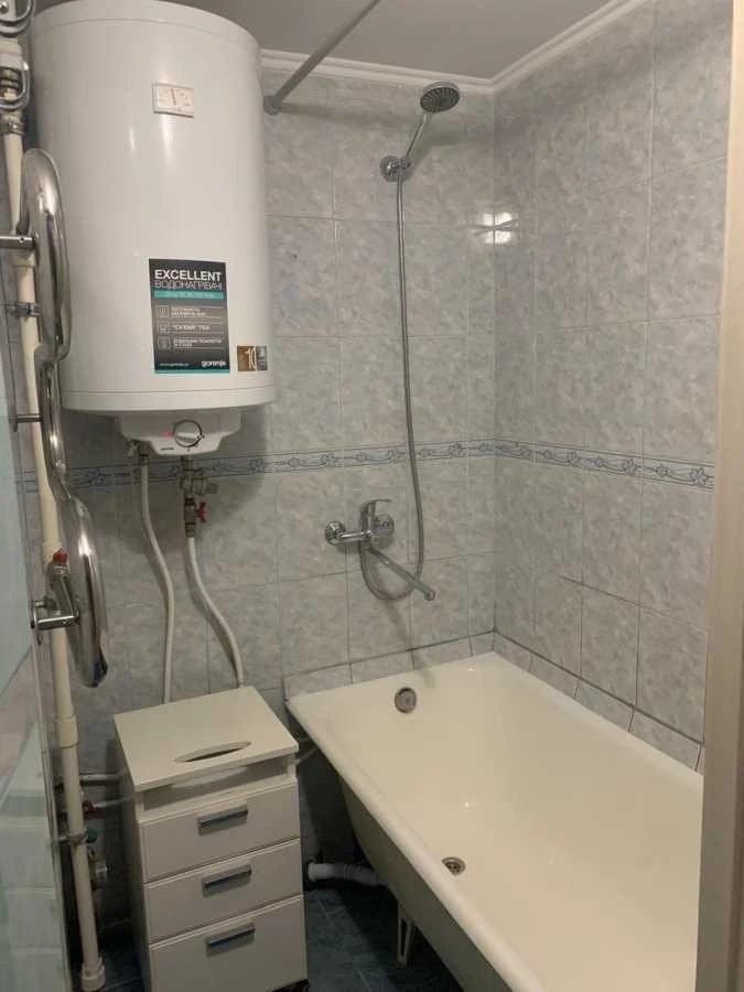 Оренда 2-кімнатної квартири 54 м², Миколи Ушакова вул., 12