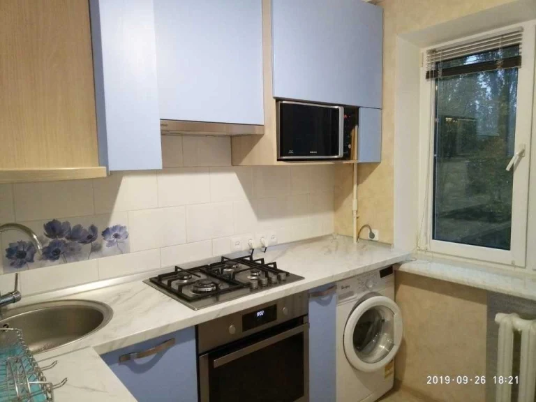 Оренда 1-кімнатної квартири 30 м², Європейська пл., Союзу, 8