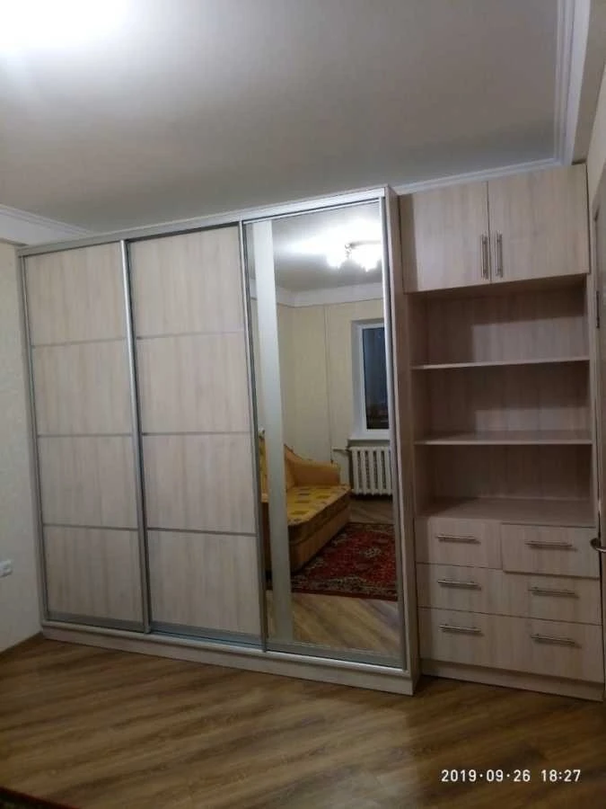 Оренда 1-кімнатної квартири 30 м², Європейська пл., Союзу, 8