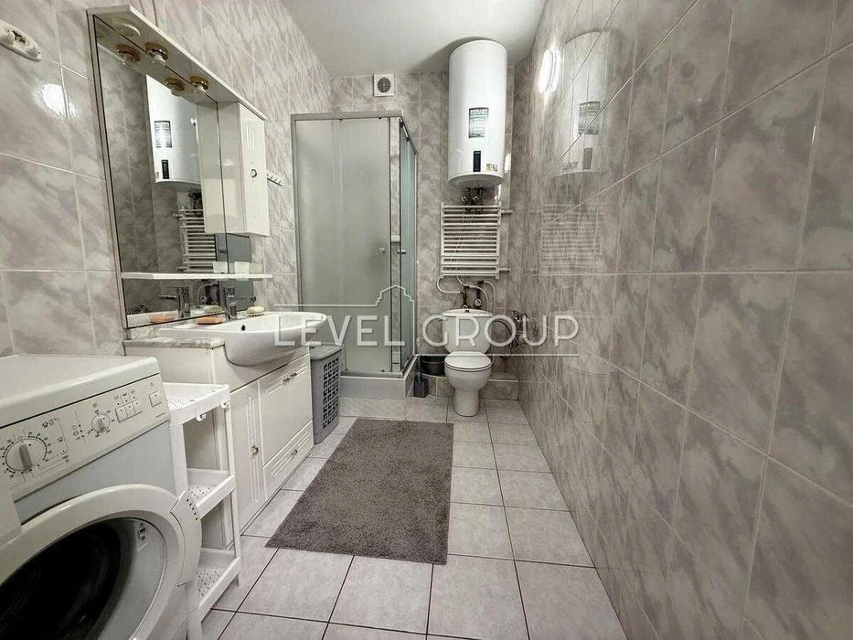 3K Yuriy Ilyenko (Melnykova) 74m renovated Metro Lukyanivs